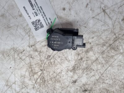 MERCEDES E CLASS W211 HEATER FLAP MOTOR ACTUATOR 2004 A2038201642 2002-08 
