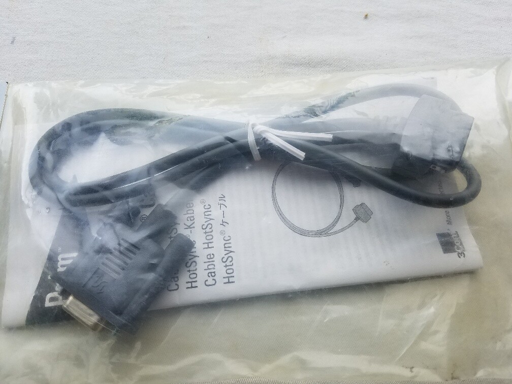 PalmOne HotSync Cable for Palm III PalmPilot & Pilot Organizers 0319173 10104U