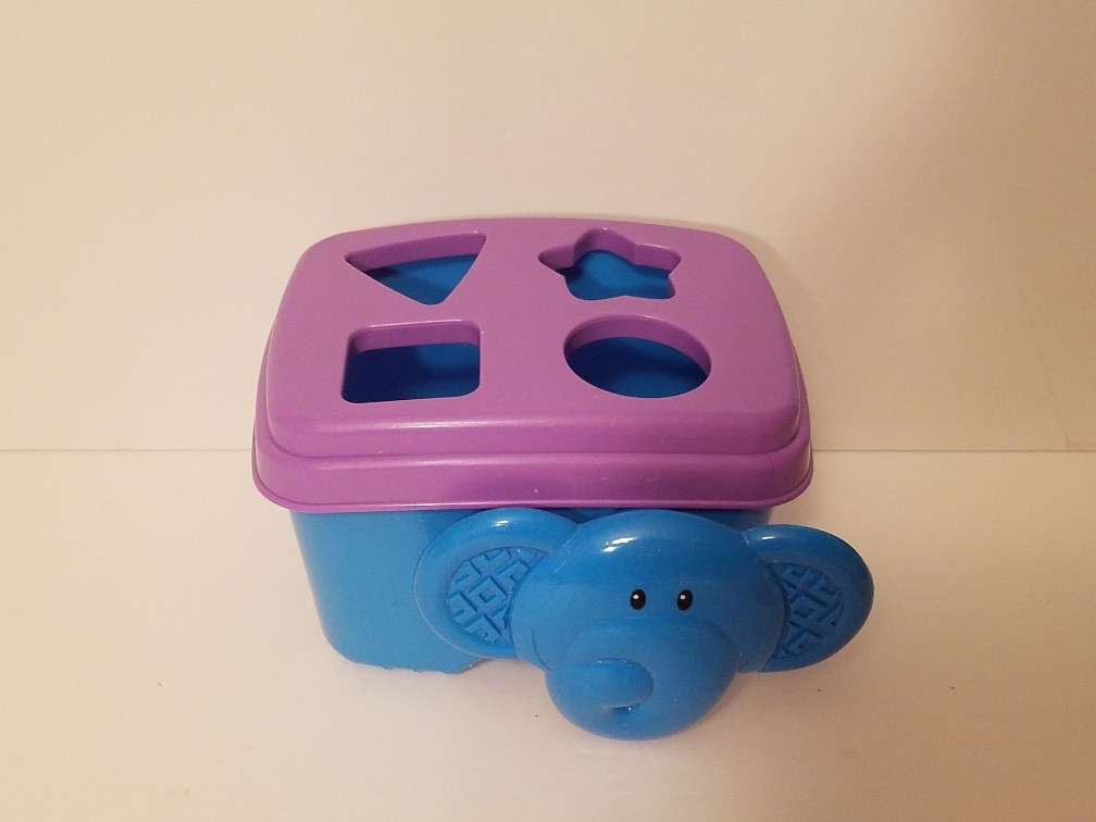 2011 Fisher-Price Growing Baby Elephant Shape Sorter w/ 5 Blocks