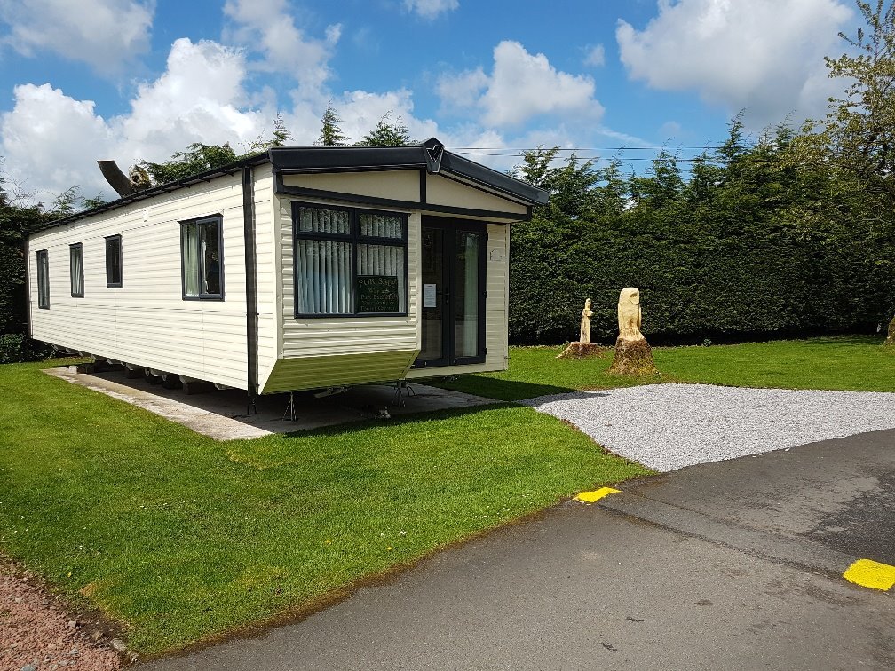 Cheap Static Caravan 2014Willerby Lyndhurst 38 x 12 2bed on stunning 4