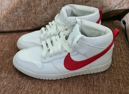 Nike × RICCARDO TISCI Dunk LUX/RT A Closer Look at the Riccardo Tisci x NikeLab Dunk Lux High