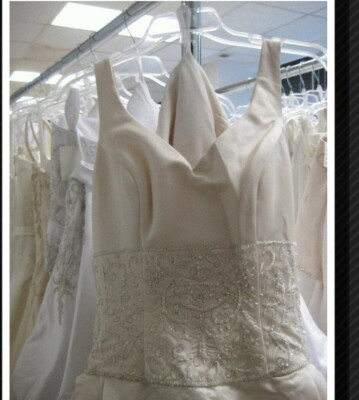 Wedding Dresses Lot Of 300