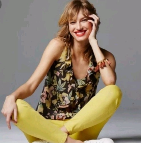 Cabi #3265 Top OSAKA NIGHTS Floral Ruffle Sleeveless Blouse