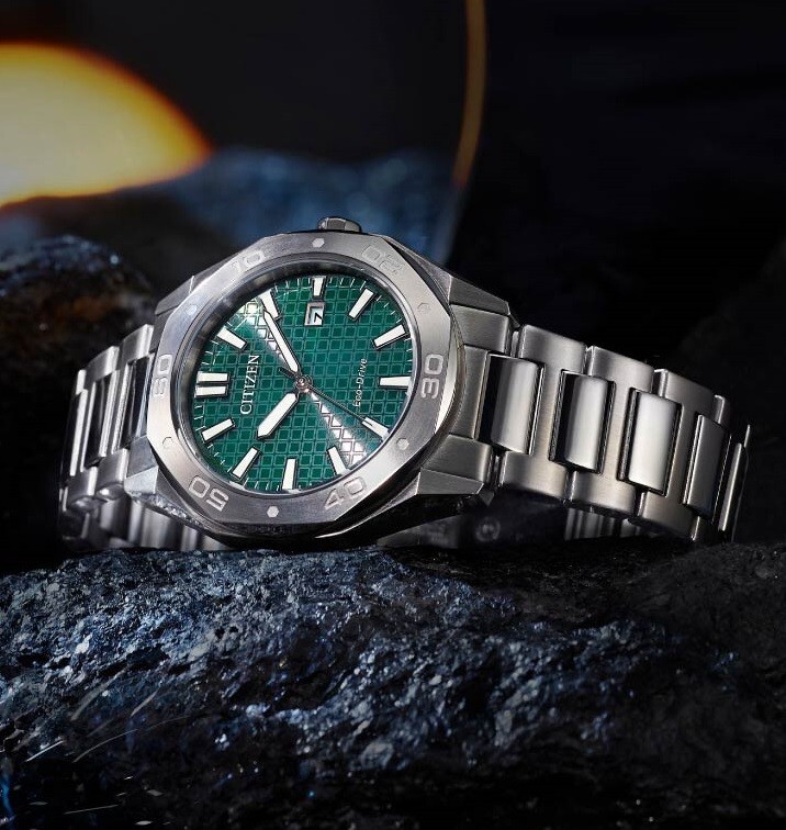 Pre-owned Citizen Eco-drive Bm7630-80x Green Analog Octagonal Design Solar Men's Watch
