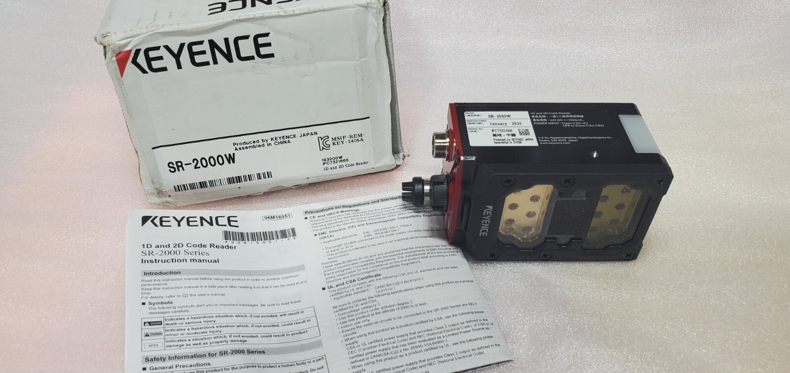 Keyence SR-2000W Super Wide View 1D 2D Bar Code Reader