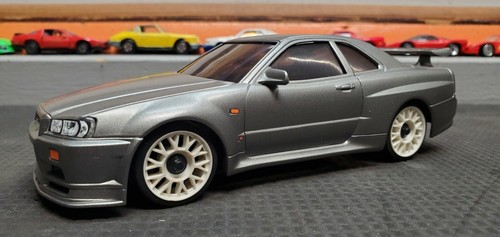 MINI GT  R34 GT-R kaira 改 MINI GT R34 GT-R Tommykaira 改 - メルカリ