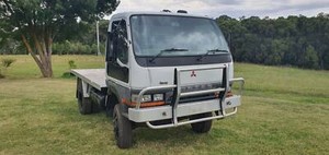 Mitsubishi canter 4x4