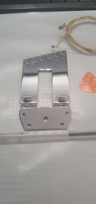 あ*ば様 Trapeze tailpiece RH for rickenback あ*ば様 Trapeze tailpiece RH for rickenback 6 STRING TRAPEZE