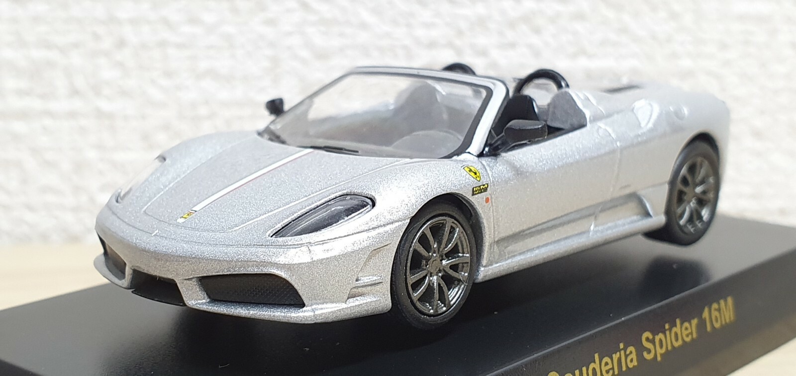 1/64 Kyosho FERRARI SCUDERIA SPIDER 16M SILVER diecast car