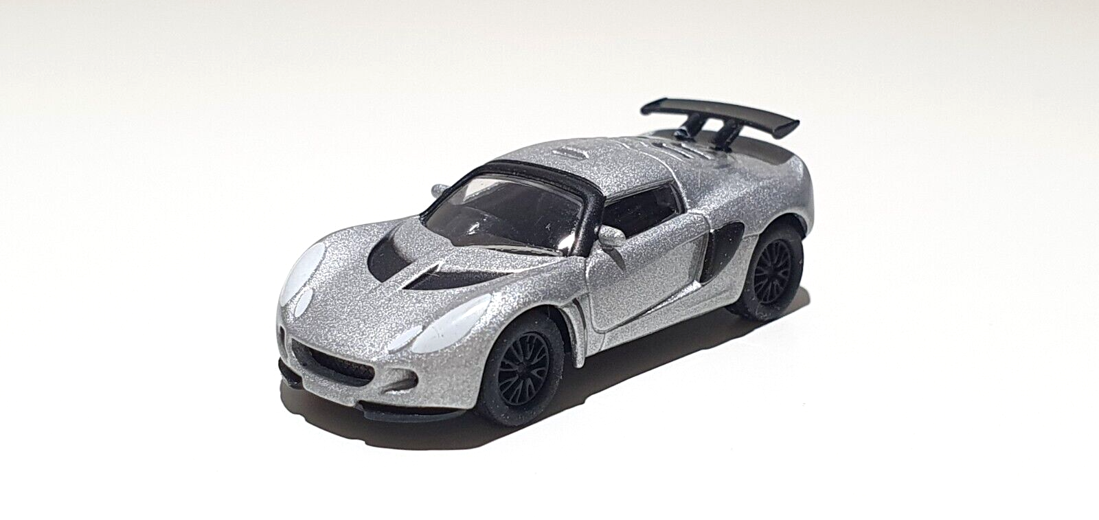 ミニカー 1/43 SPARK Lotus sport Exige 2005 black LSLT01E-11.jpg