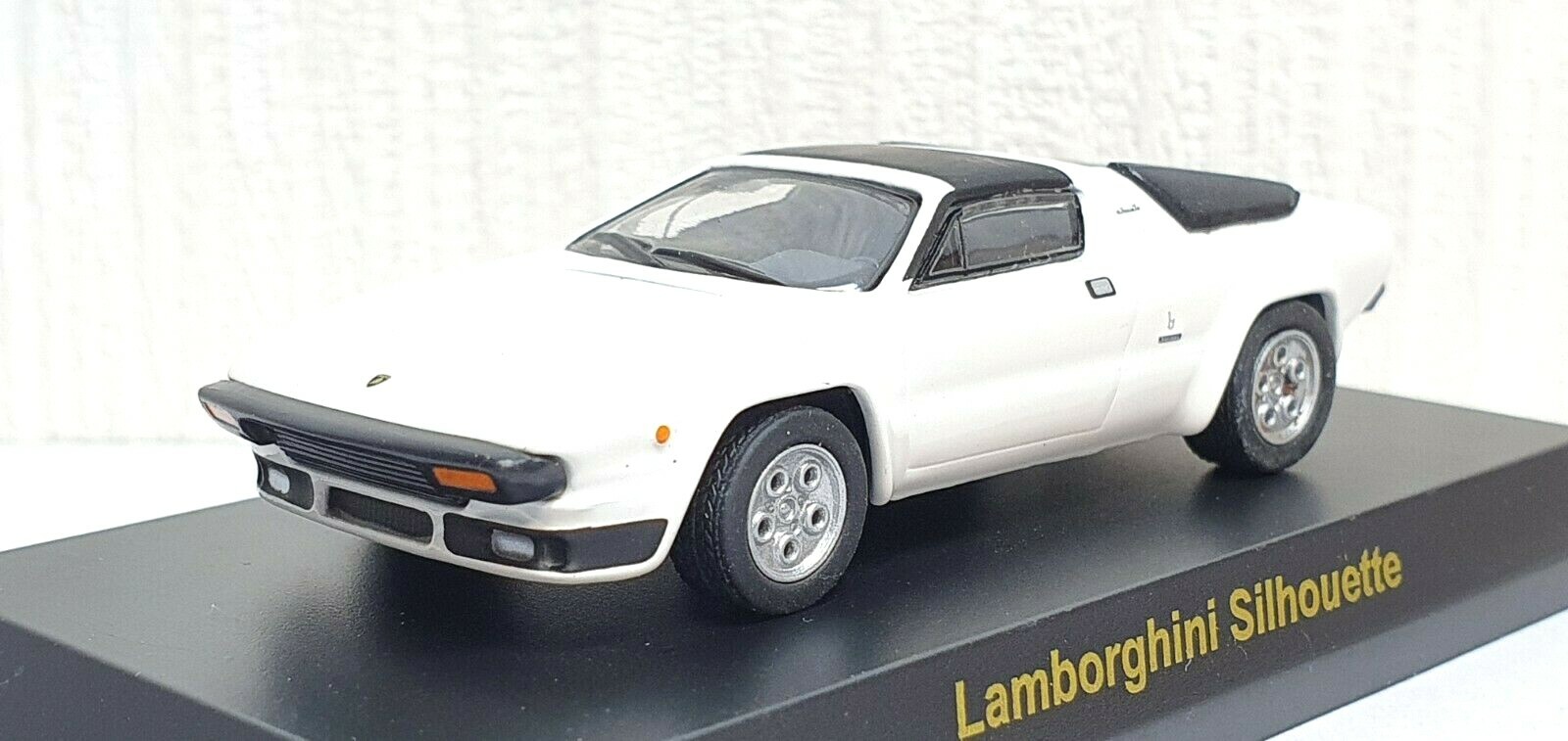 Kyosho 1/64 LAMBORGHINI SILHOUETTE WHITE diecast car model