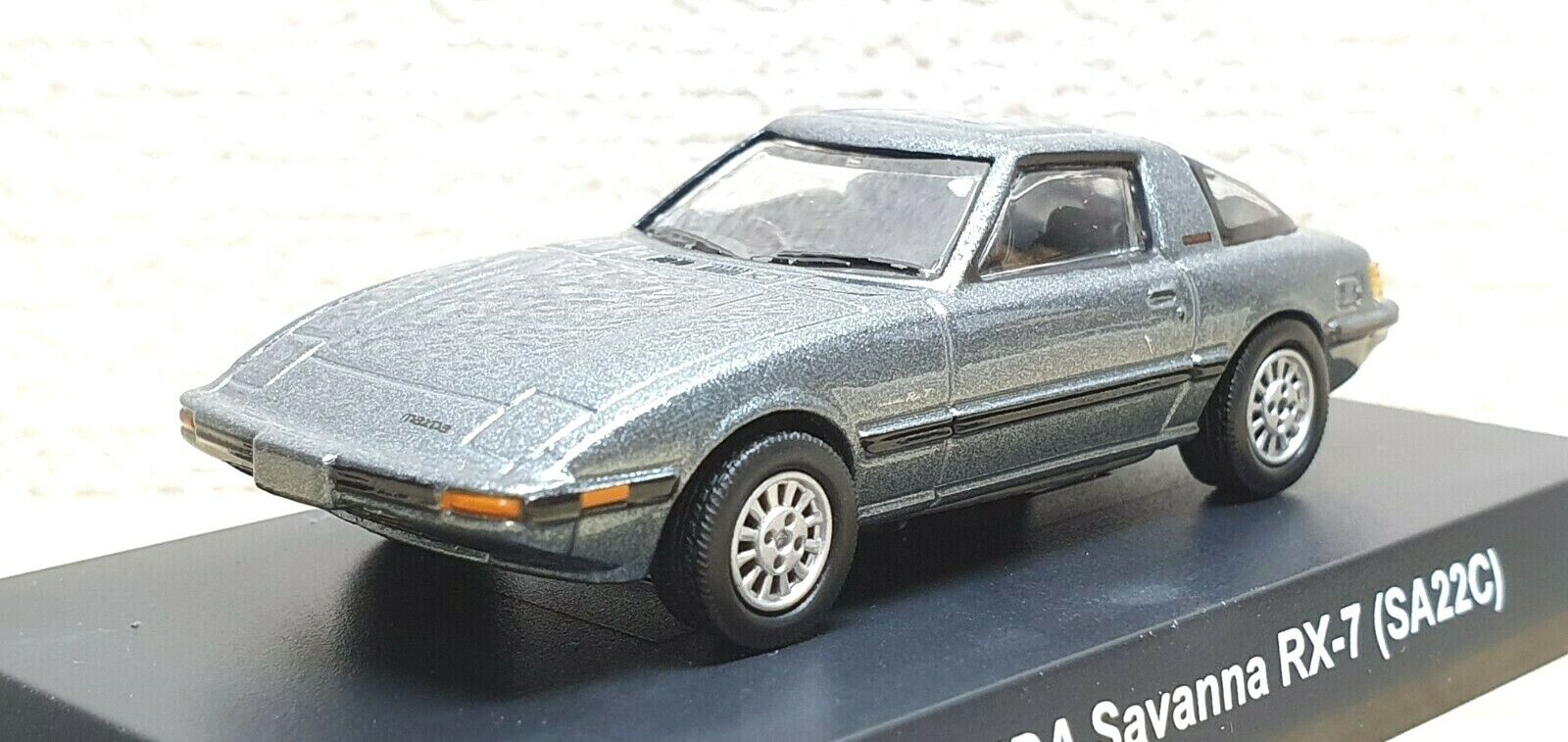 Kyosho 1/64 MAZDA SAVANNA RX-7 SA22C FB GREY diecast car Kyosho 1/64 MAZDA SAVANNA RX-7 SA22C FB GREY diecast car