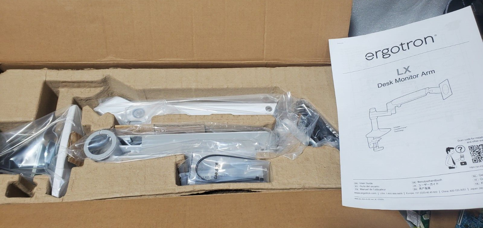 Ergotron 45-490-216 LX Desk Mount Monitor Arm White * NEW