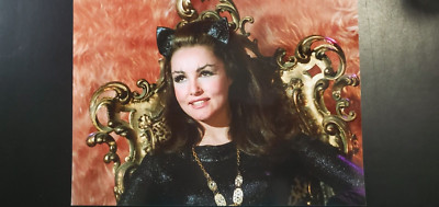 JULIE NEWMAR CATWOMAN 8'' X 10'' PHOTO BATMAN 1966 CLASSIC TV SERIES