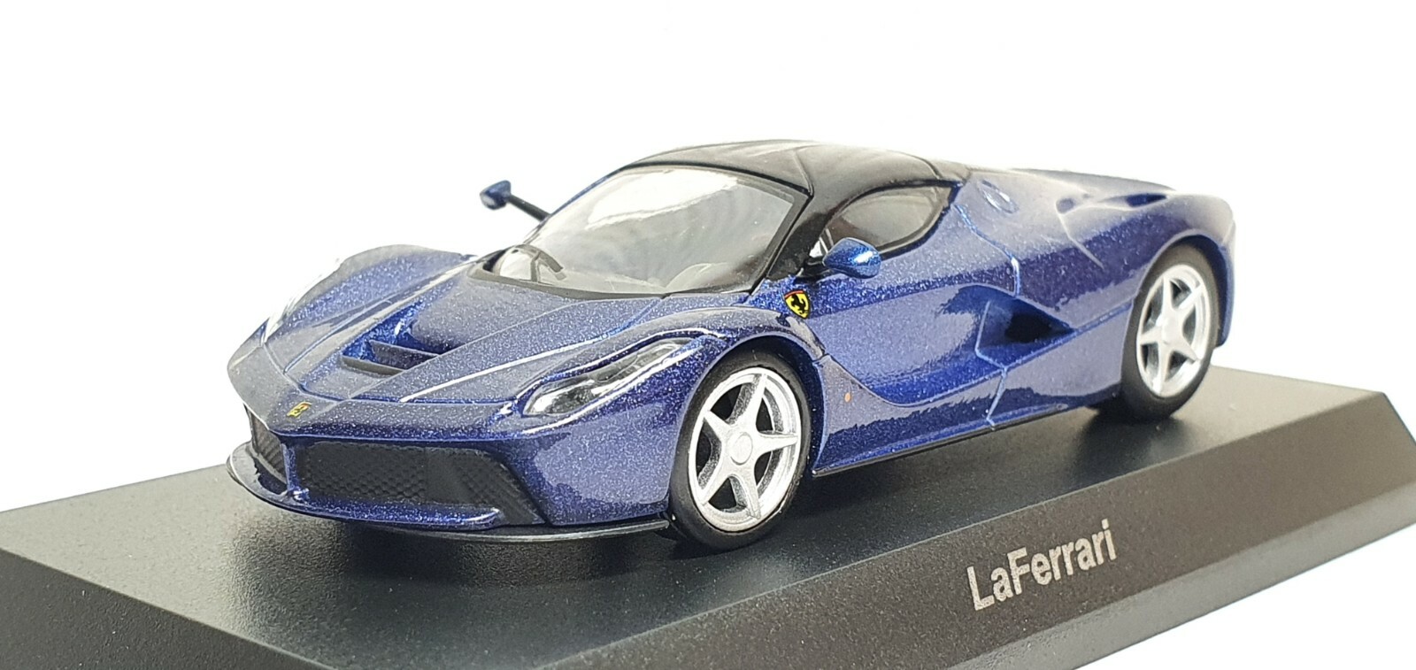 1/64 ジオラマ Ferrari S030728fcd5d547c0811e93a960a60
