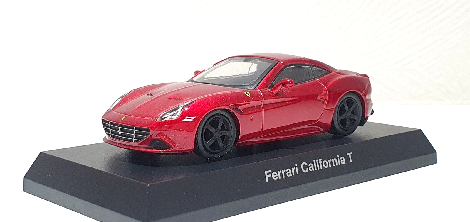 Kyosho 1/64 FERRARI CALIFORNIA T METALLIC RED diecast car