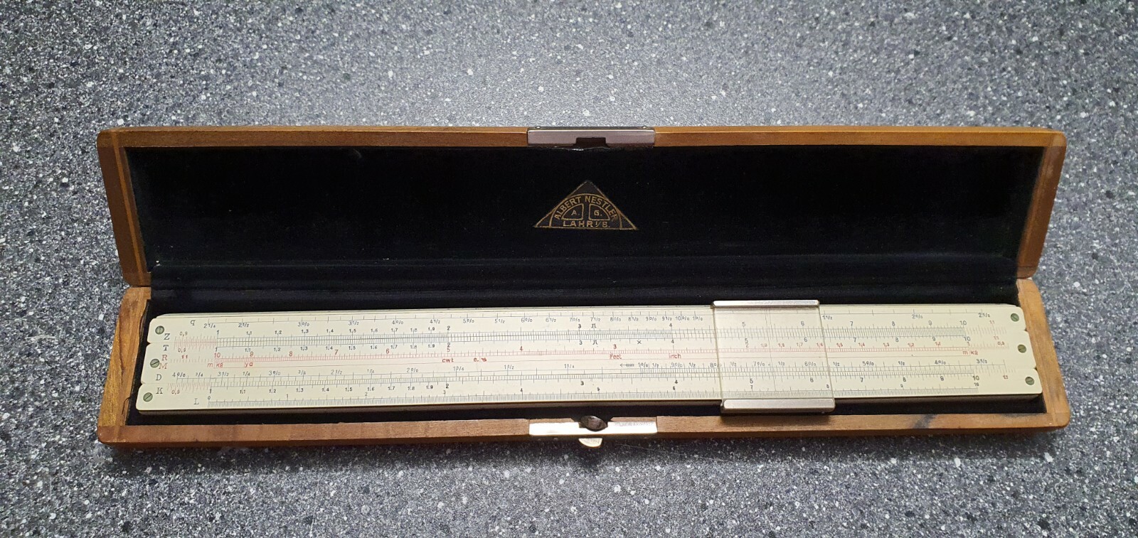 Albert Nestler Kaufmännischer Rechenschieber No. 40 D.R.P. in Holzbox