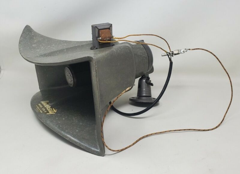 Vintage Loud Speaker PA University Model CIB-8  15 Watts Untested For Parts