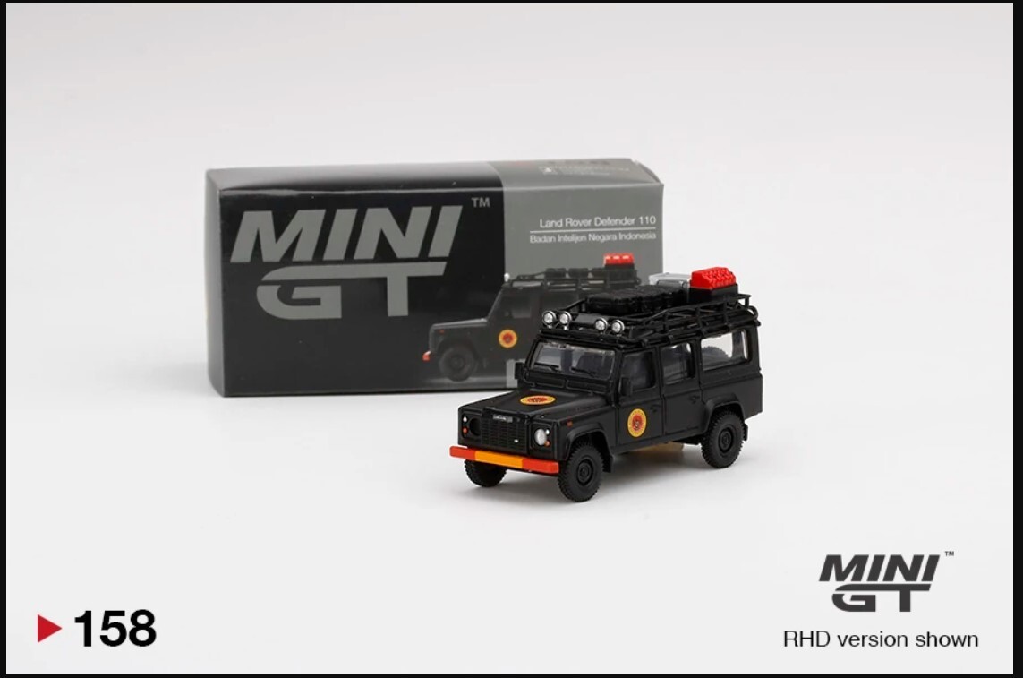 ミニカー MINI GT Land Rover Defender 110 Malaysia Mini GT 1:64 Land Rover Defender 110 Military Camouflage RHD
