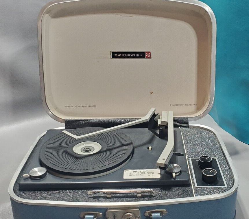 Antique Columbia Suitcase Record Player Masterwork M2004 Phonograph