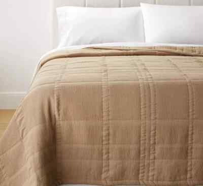 New Threshold full/queen  Waffle Matelasse Quilt