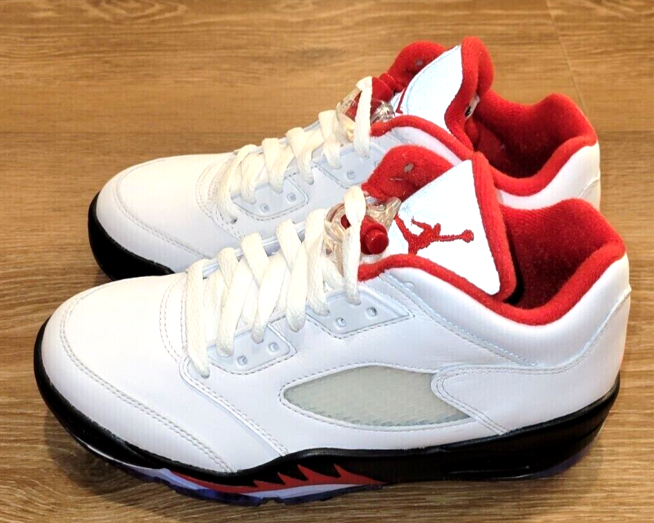 NIKE JORDAN V LOW GOLF SHOE WHITE/RED-BLCK [CU4523 100] US
