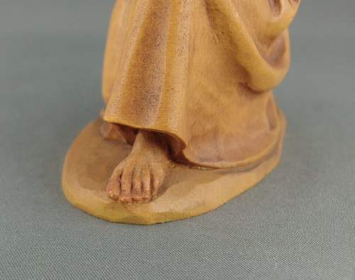 Vtg ANRI KUOLT Nativity Kneeling Shepherd 4 1/4 