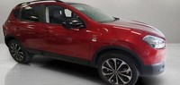 NISSAN QASHQAI 360* 1.6 * GENUINE 37,000 MILES * FSH * SAT NAV* REVERSE CAMERA* 