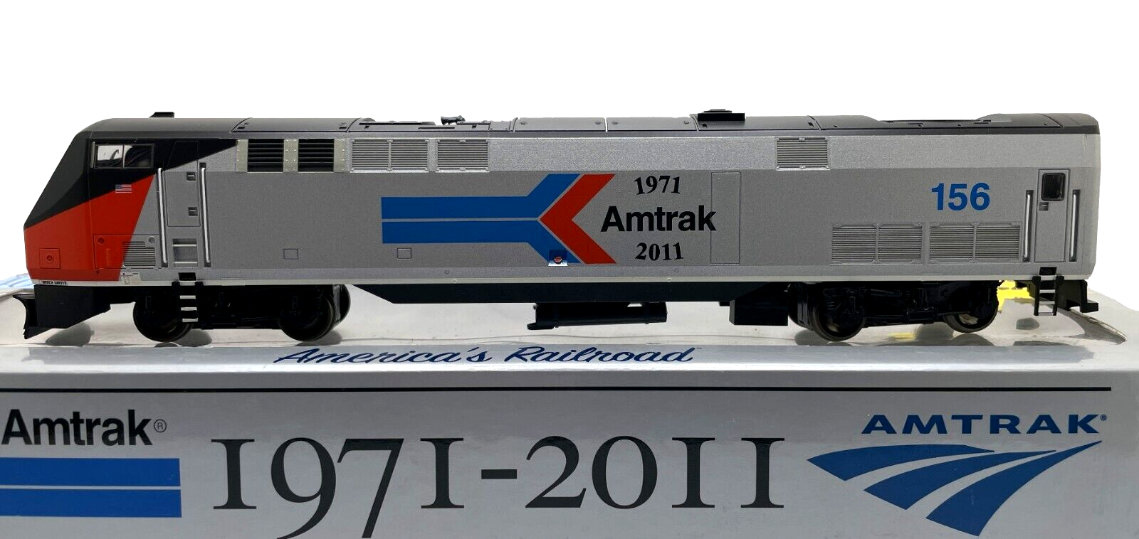 HOゲージ KATO Amtrak P42 40周年塗装#66 HO) GE P42 Amtrak 40th Anniversary Paint Phase II No.66