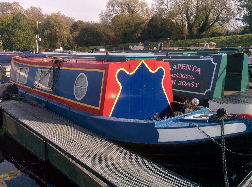 Cosy 30ft narrowboat moored near Bristol/Bath in Saltford, Bristol