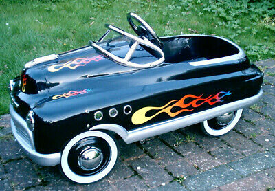Metal 1950's Style Childrens Black Hot-Rod Comet Pedal Car -Brand New & Boxed