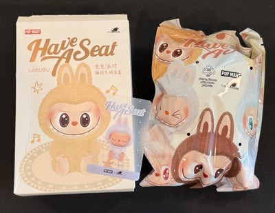 ぬいぐるみ POPMART LABUBU Have a Seat ( ZIZI ) POP NOW:THE MONSTERS - Have a Seat Vinyl Plush Blind Box
