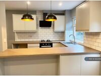 4 bedroom house in Redbrook Road, Timperley, Altrincham, WA15 (4 bed) (#1423366)