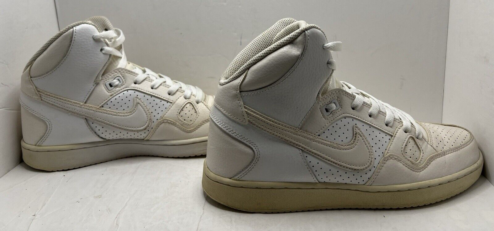 【nike】【中古】TRiNiDAD Undisputed KID2 ST Court Borough Mid 2 - Youth – ShopWSS