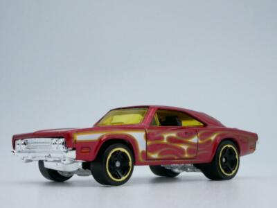 1969 DODGE CHARGER  1:64 SCALE  DIECAST COLLECTOR  MODEL CAR