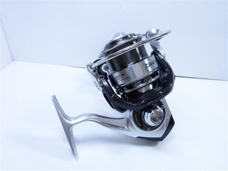 DAIWA - DAIWA ダイワ 12 Catalina キャタリナ 4020PE-H Amazon.co.jp: DAIWA 12 CATALINA 4020PE-H : Sports & Outdoors