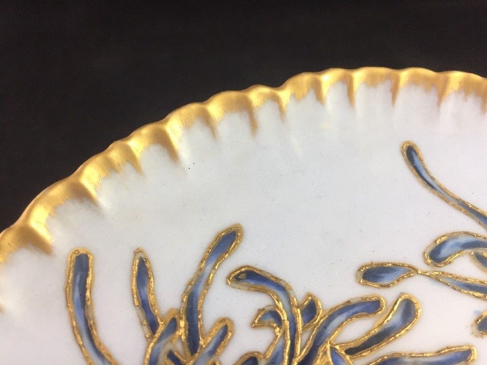Haviland CFH / GDM Artist Signed Gold Enameled Spider Mums 8 1/8