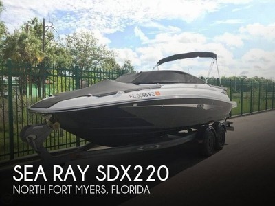 2015 Sea Ray SDX220 Used