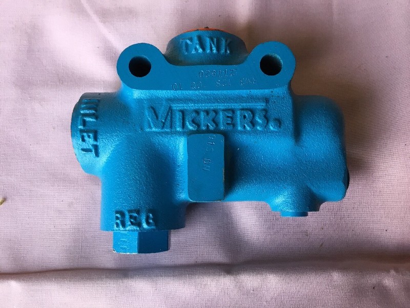 vickers-relief-valves-surplus-industrial-equipment