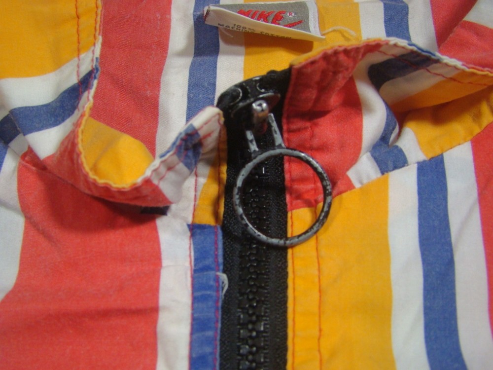 Vintage 1980's NIKE Basketball 