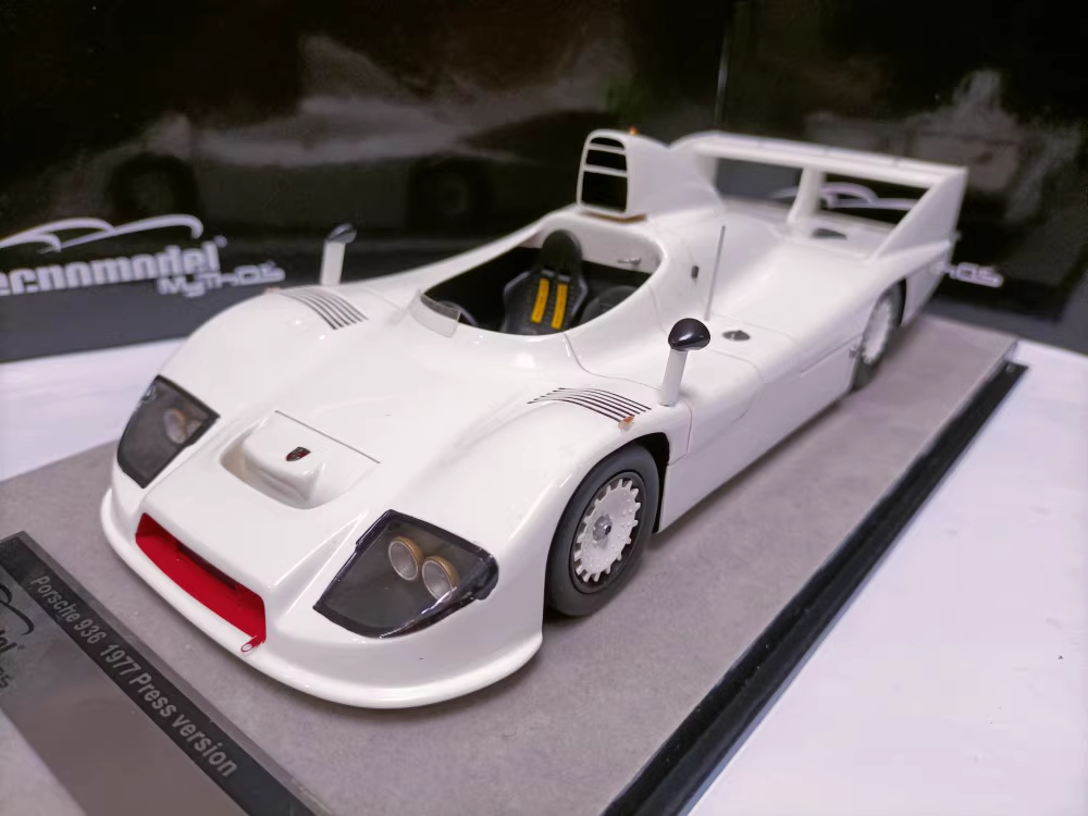 Tecnomodel 1/18 Porsche 936 Lemans Press Version 1977 White