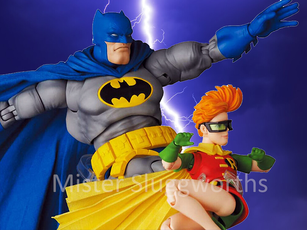 MAFEX No.139 バットマン ブルーバージョン & ロビン MAFEX 139 Batman Blue Ver. & Robin Figure (The Dark Night