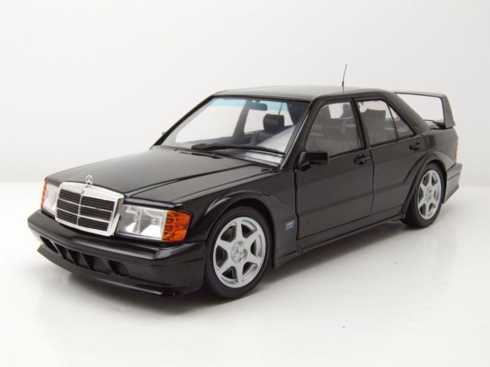 Mercedes 190E Evo 2 W201 1990 noir modèle de voiture 1:18 Solido