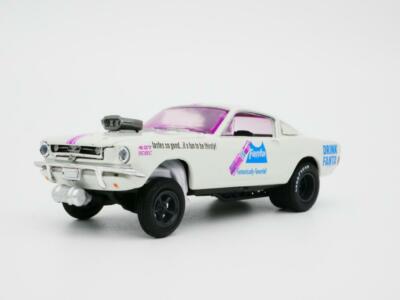 1966 FORD MUSTANG GASSER FANTA DRINK  1:64 SCALE  DIECAST COLLECTOR  MODEL 