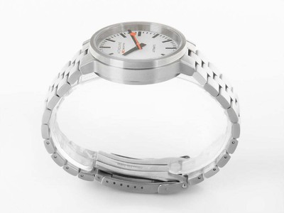 Pre-owned Mondaine Classic Original Automatic Watch, White, 41 Mm, Mst.4161b.sj