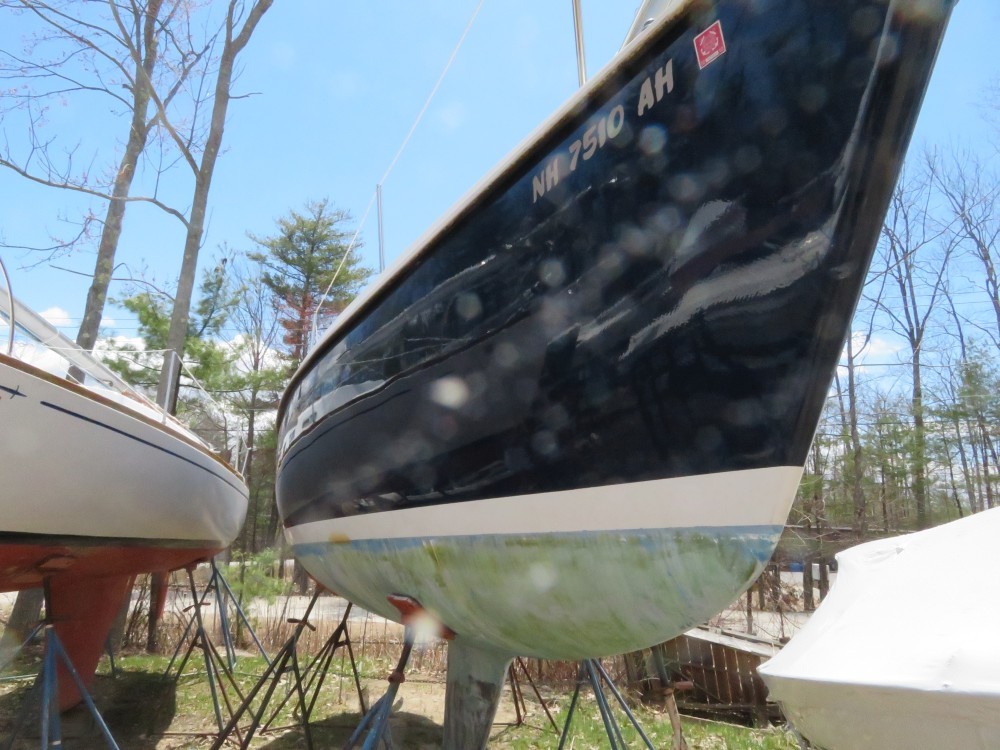 Pearson 28 Sailboat - Family Cruiser - Very Clean - NO RESERVE