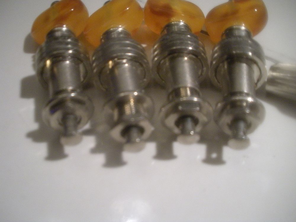 Gotoh 2 band banjo tuners, nickel plated with Amber buttons. 5 string banjo