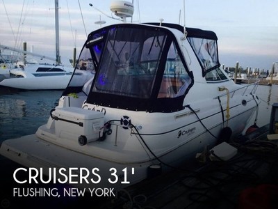 2003 Cruisers Yachts 2870 Express Used