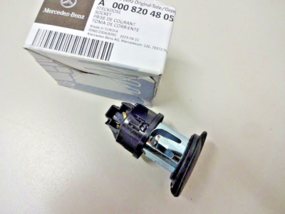 Mercedes-Benz original Steckdose Sprinter 906 C218 C219 R172 W169 