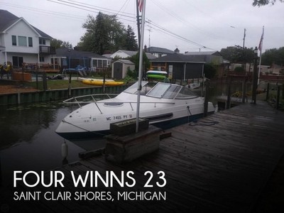 1994 Four Winns 23 Used